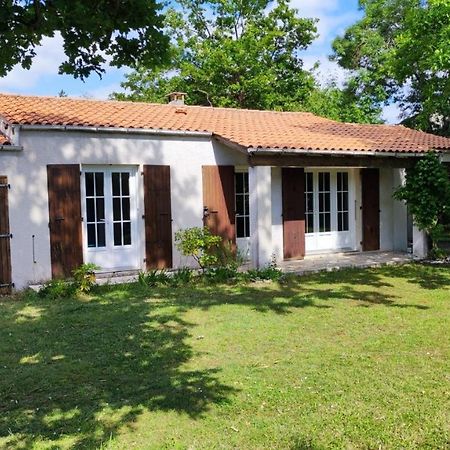 Maison A 8 Min A Pied De La Plage Avec Jardin Clos Et Ombrage Saint-Georges-d'Oleron Dış mekan fotoğraf